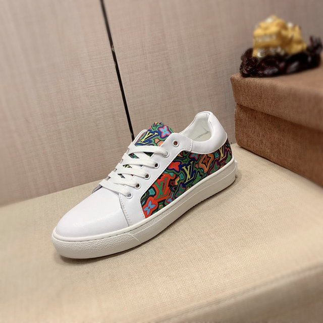 men LV shoes-268